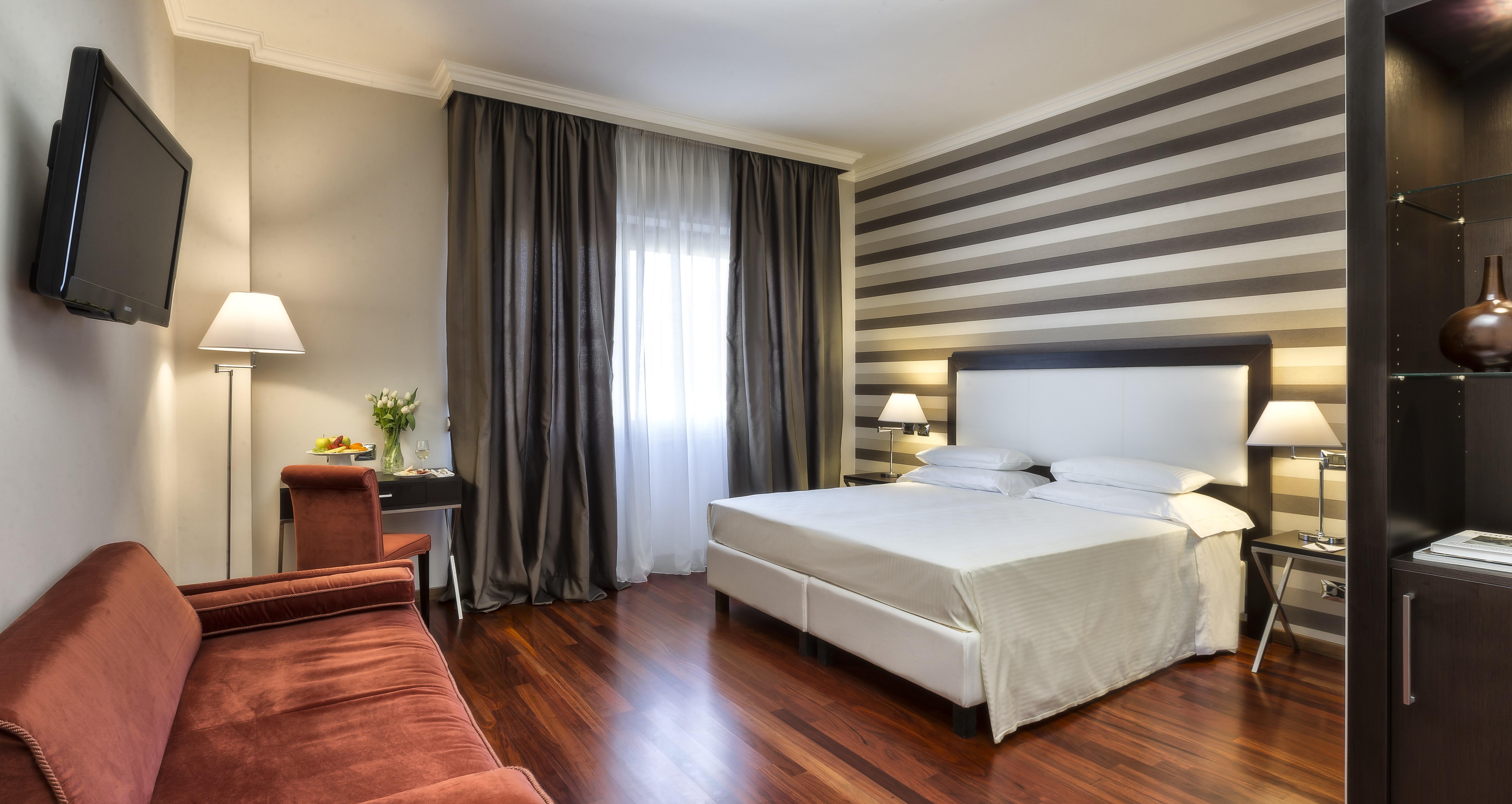 Sina Maria Luigia Hotel Парма Екстериор снимка