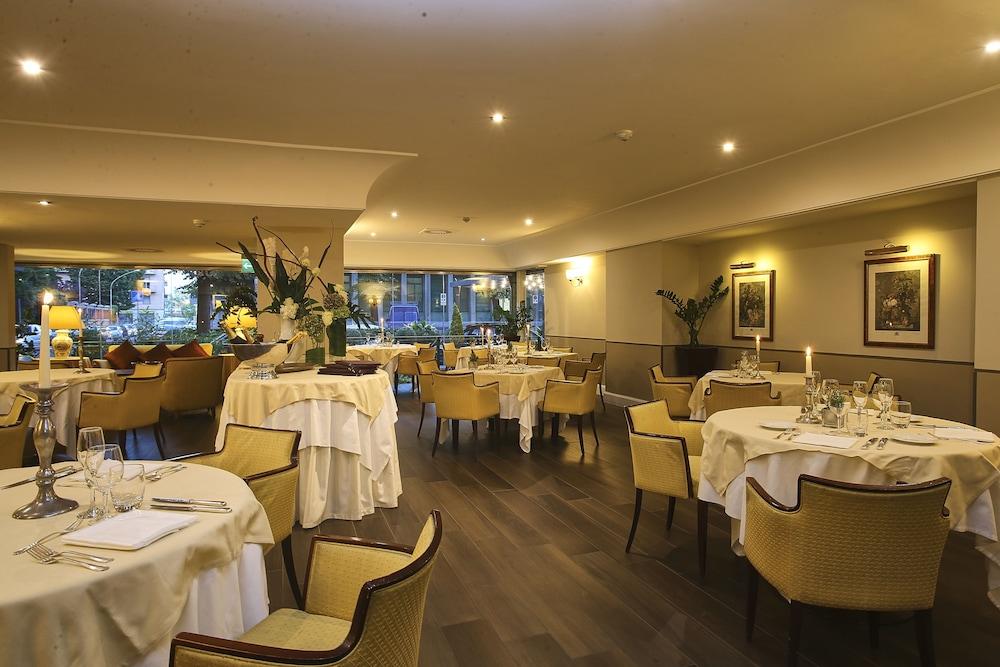Sina Maria Luigia Hotel Парма Екстериор снимка