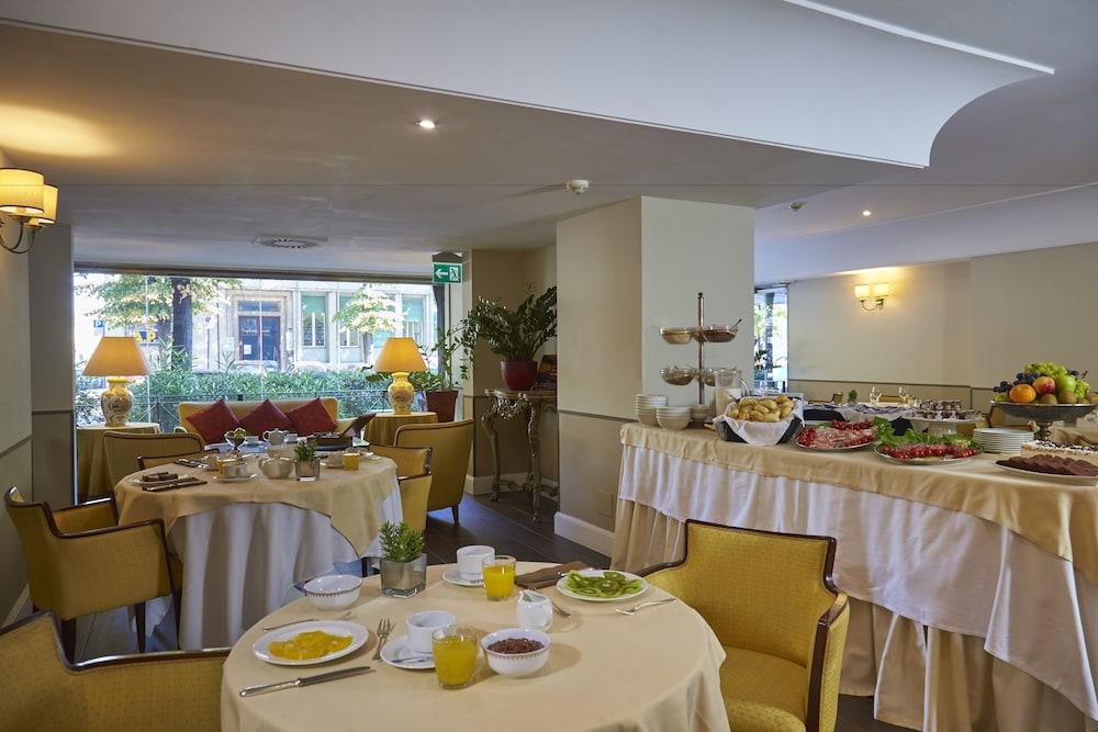 Sina Maria Luigia Hotel Парма Екстериор снимка