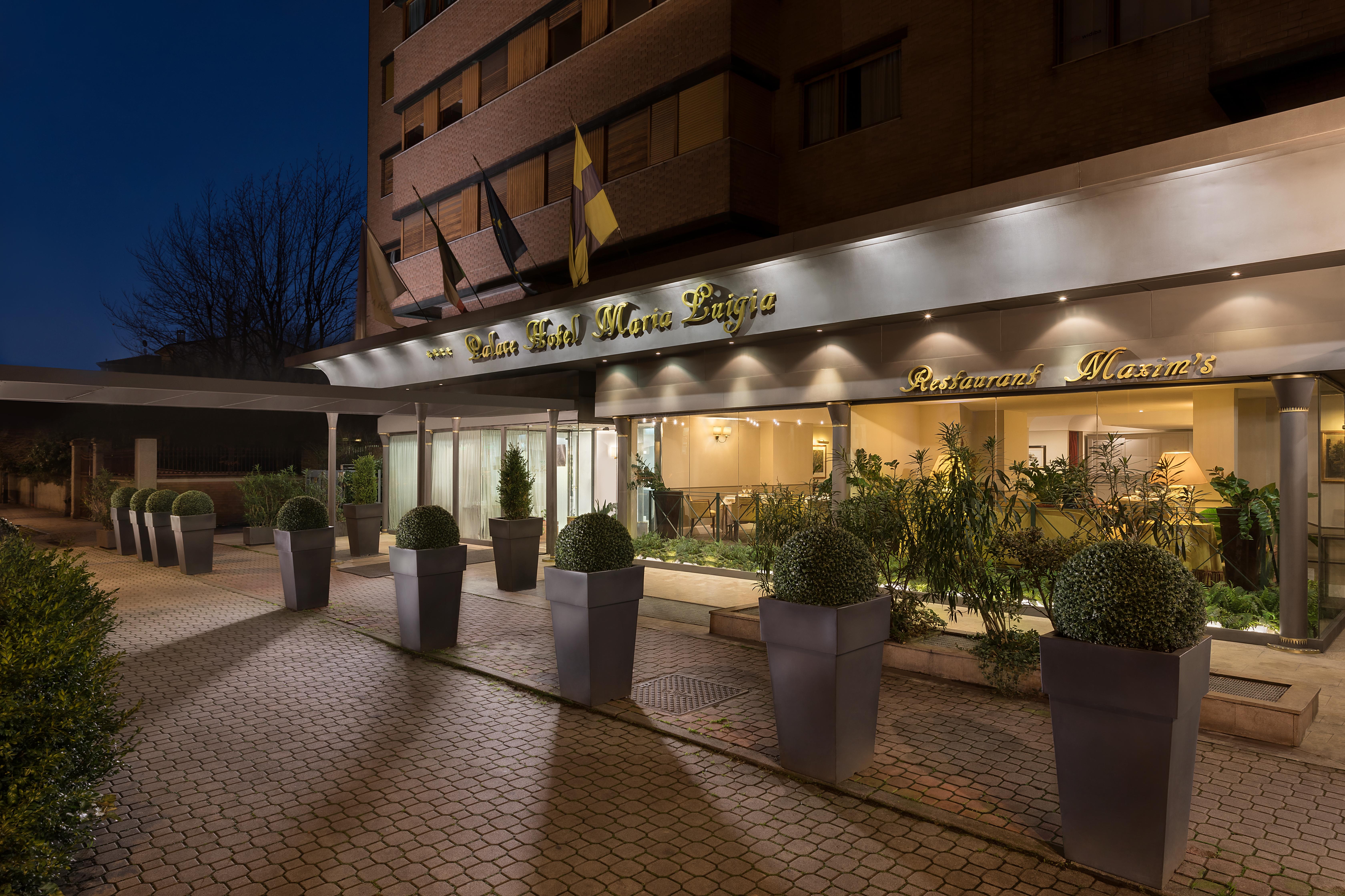 Sina Maria Luigia Hotel Парма Екстериор снимка