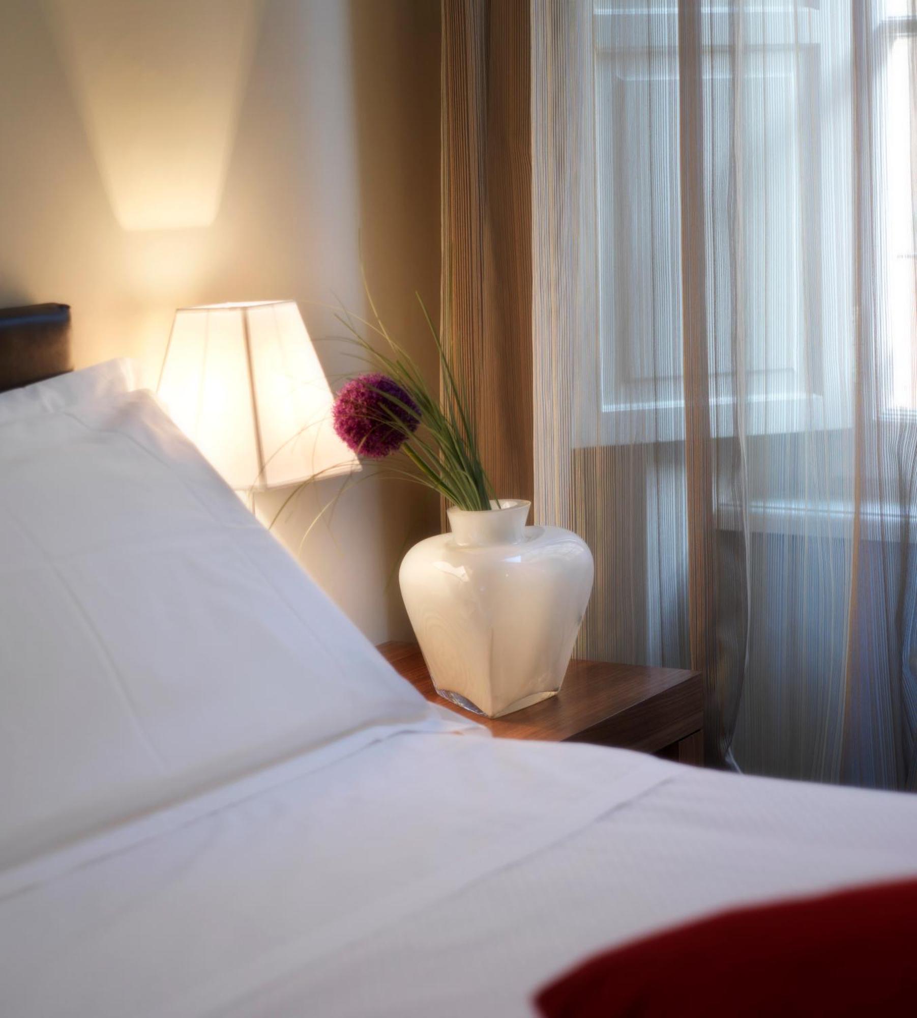 Sina Maria Luigia Hotel Парма Екстериор снимка