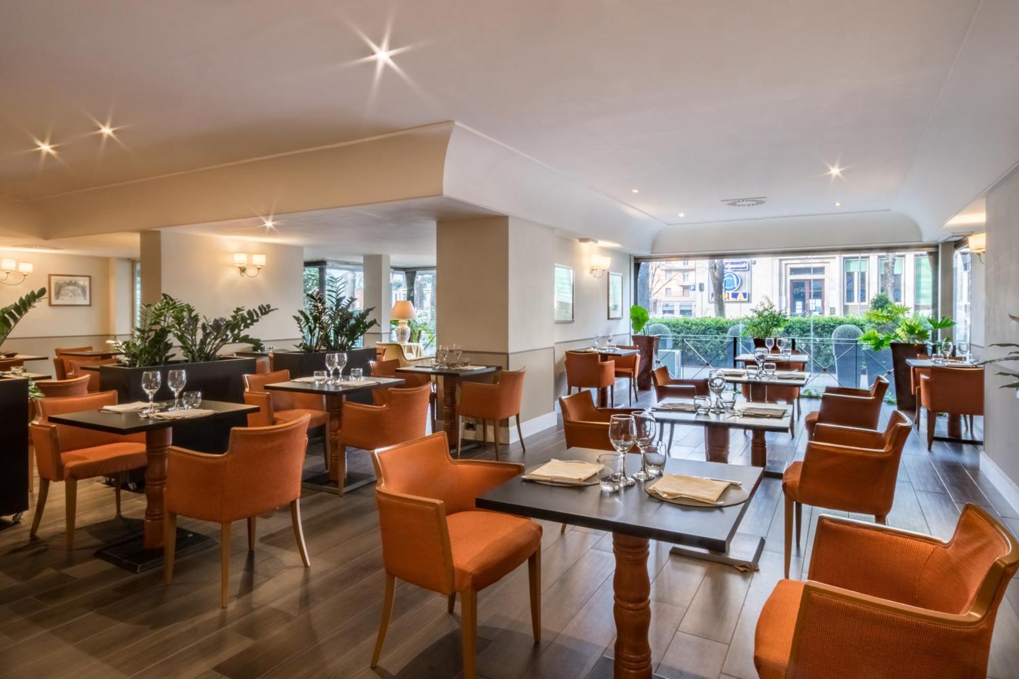 Sina Maria Luigia Hotel Парма Екстериор снимка