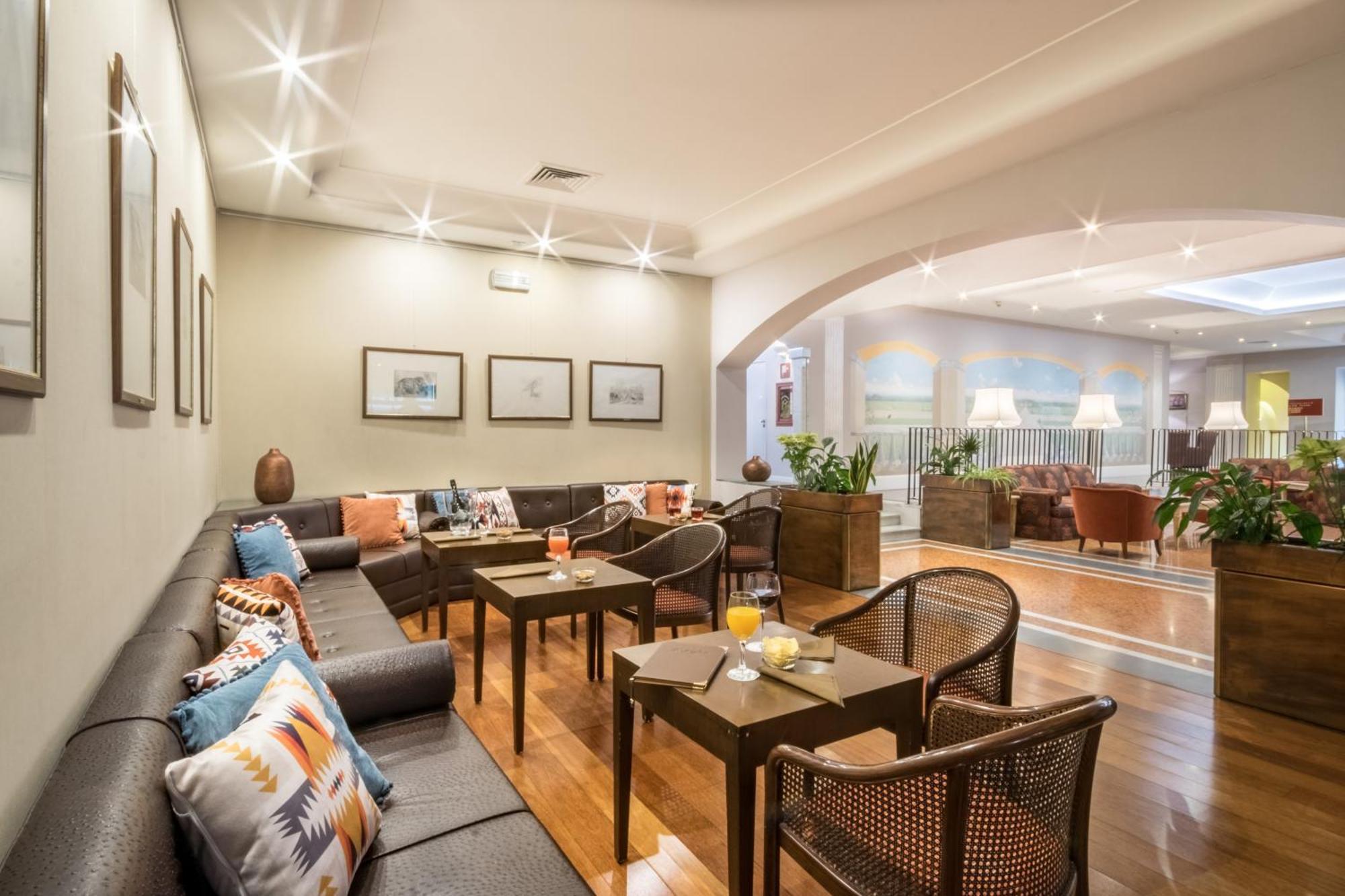 Sina Maria Luigia Hotel Парма Екстериор снимка