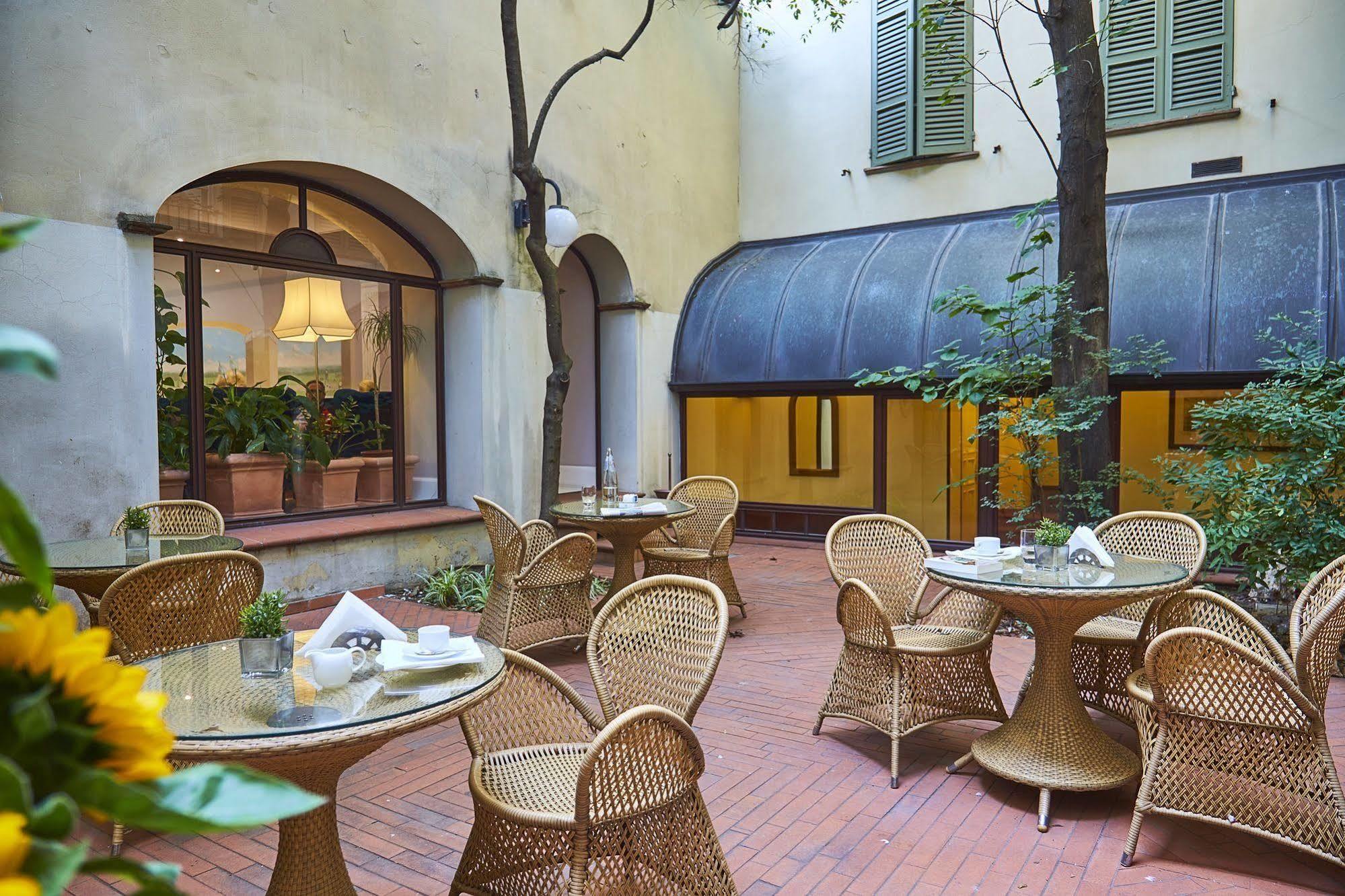 Sina Maria Luigia Hotel Парма Екстериор снимка